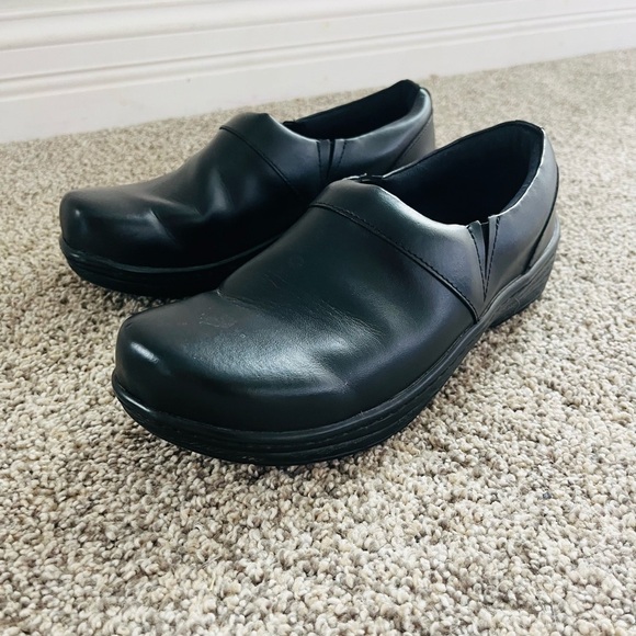 Black Leather Klogs brand-Mission Klog - Picture 2 of 8